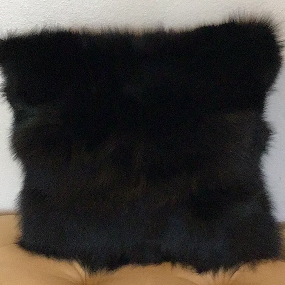 Fox Fur Designer PAIR PILLOWS reverse black/gold